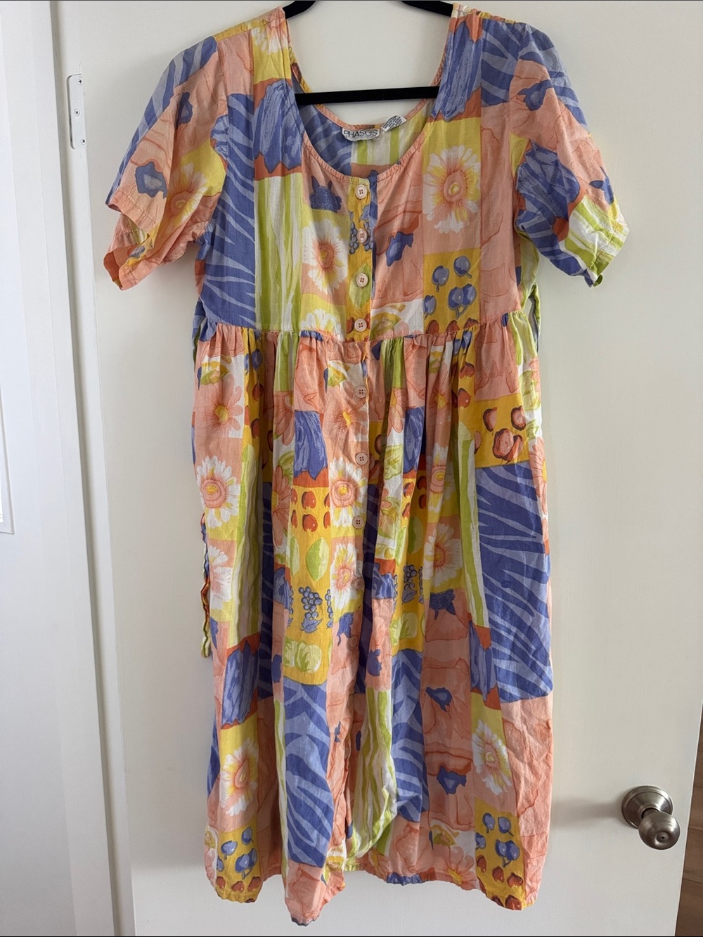 Vintage. Womens' Floral Patchwork Button-Front Dress in Peach, Yellow & Blue